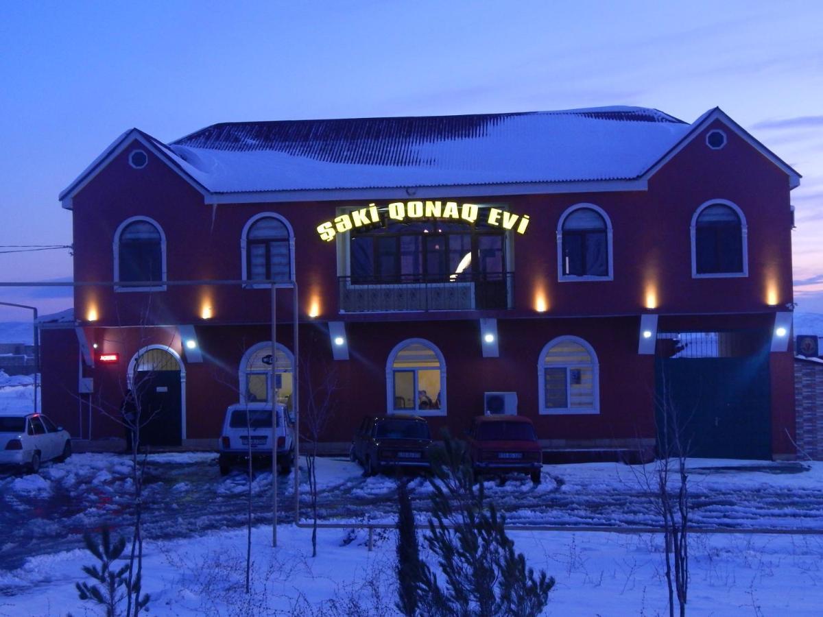 Seki Qonaq Evi Motel Exterior photo
